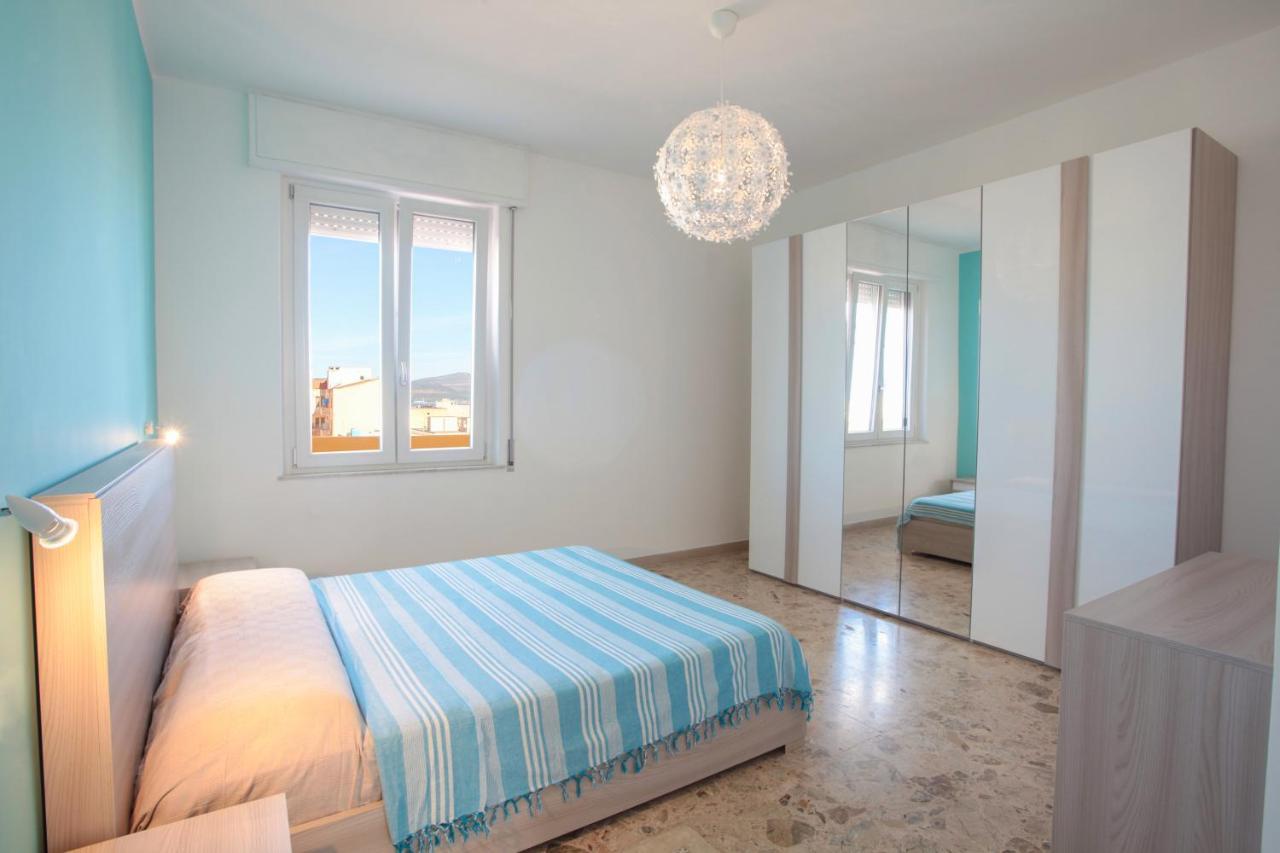Attico Alice Apartment Алгеро Екстериор снимка